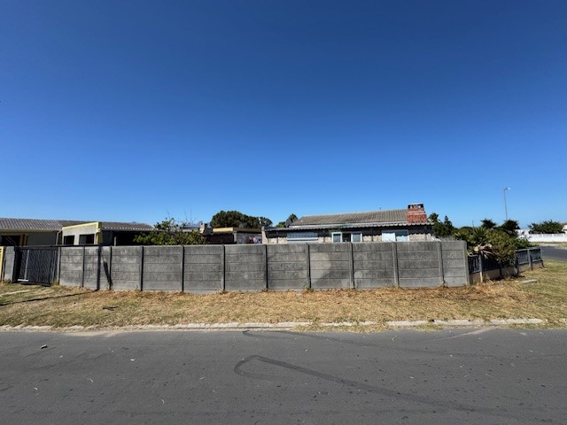 3 Bedroom Property for Sale in Beverly Park Western Cape